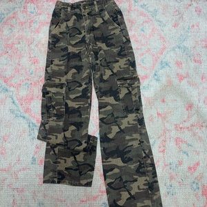 Adika Camo Pants
